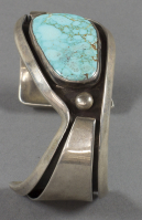 Hopi%20artist%2C%20%3Cb%3E%3Ci%3E%20Bracelet%3C%2Fi%3E%3C%2Fb%3E%2C%201960%2F1975%2C%20silver%20and%20turquoise%2C%20The%20Elizabeth%20Cole%20Butler%20Collection%2C%20no%20known%20copyright%20restrictions%2C%202012.92.154